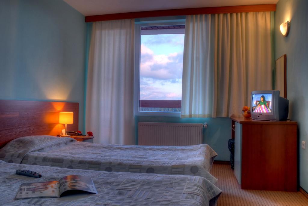 Hotel Prespa Pamporovo Bagian luar foto